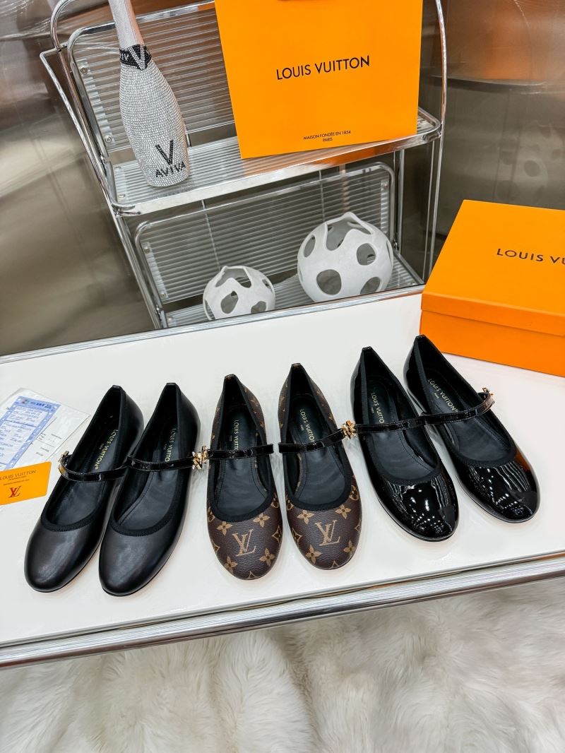 Louis Vuitton Flat Shoes